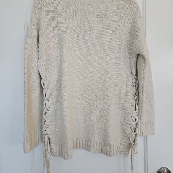 Lucky Brand Ivory/Cream Soft Silver Metallic Lace Up Knit Sweater Size Large‎ - Picture 6 of 10